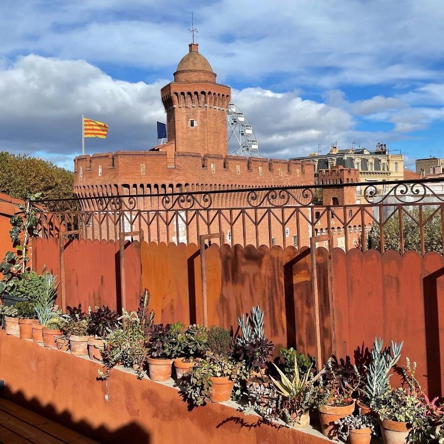 Ennea - Jacuzzi & Luxury Suites (Adults Only) Perpignan Exteriör bild